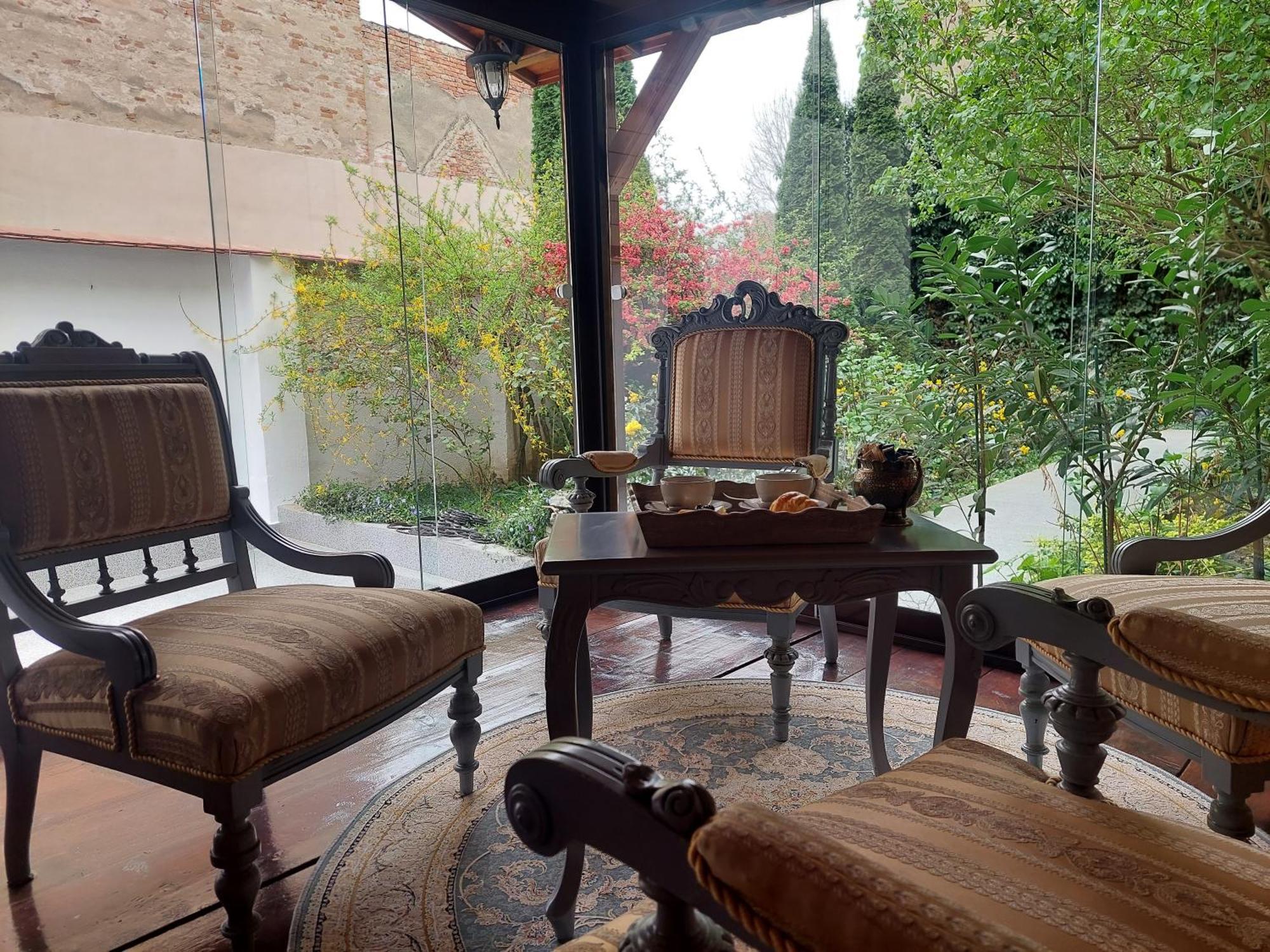 ホテル Casa Timpuri Vechi シビウ エクステリア 写真
