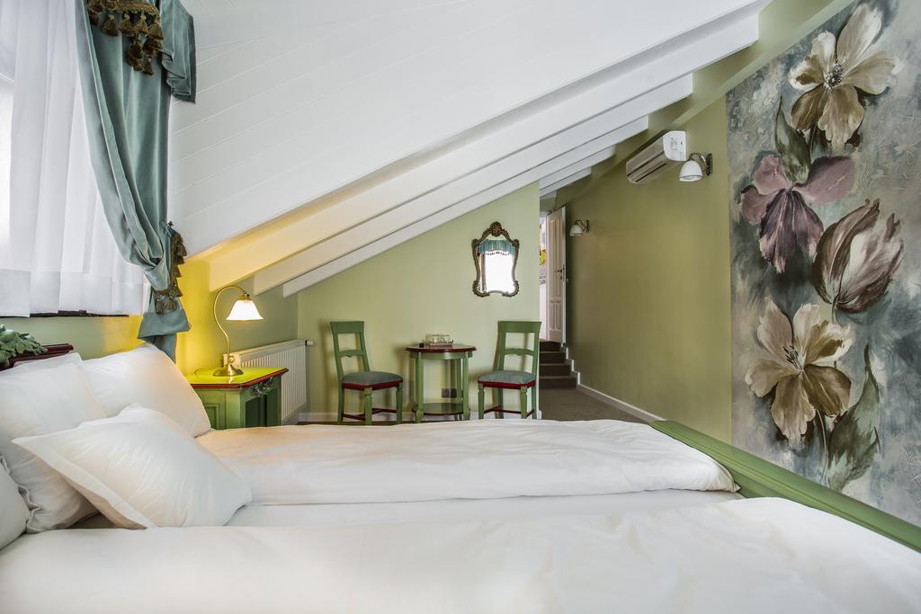 ホテル Casa Timpuri Vechi シビウ エクステリア 写真